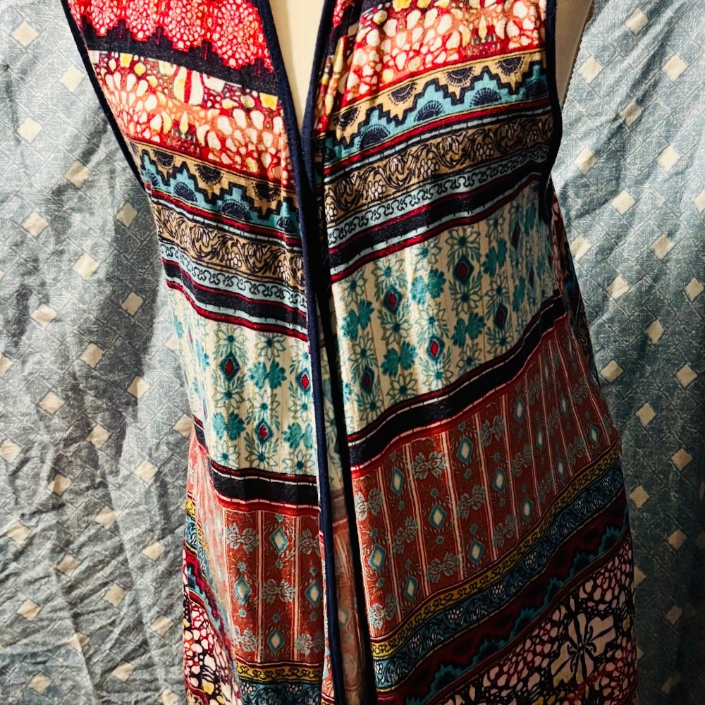 Liberty Love razorback vest